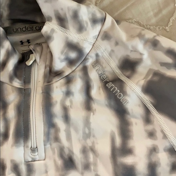 Under armour half zip - Picture 2 of 3